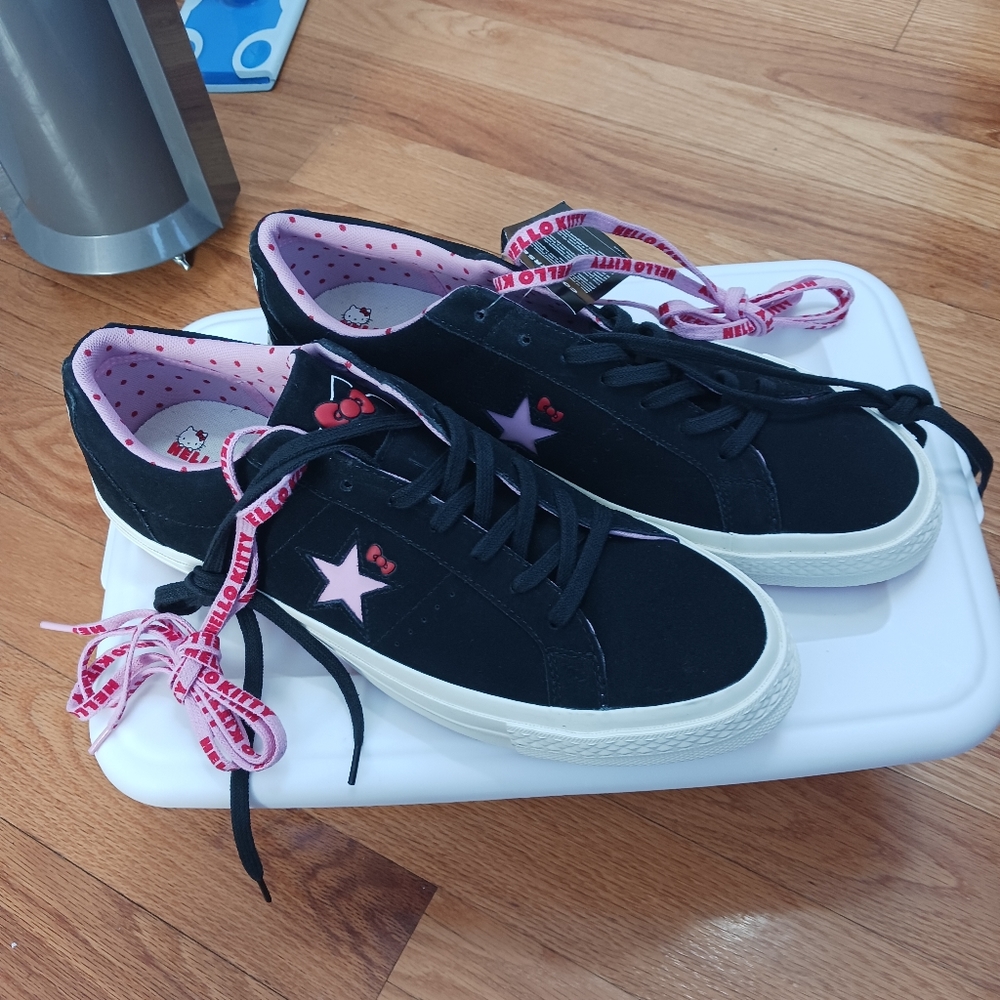 Converse Hello Kitty One Star